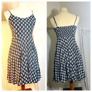 Old Navy Dress Black & White Dress Pasley Print Size Small